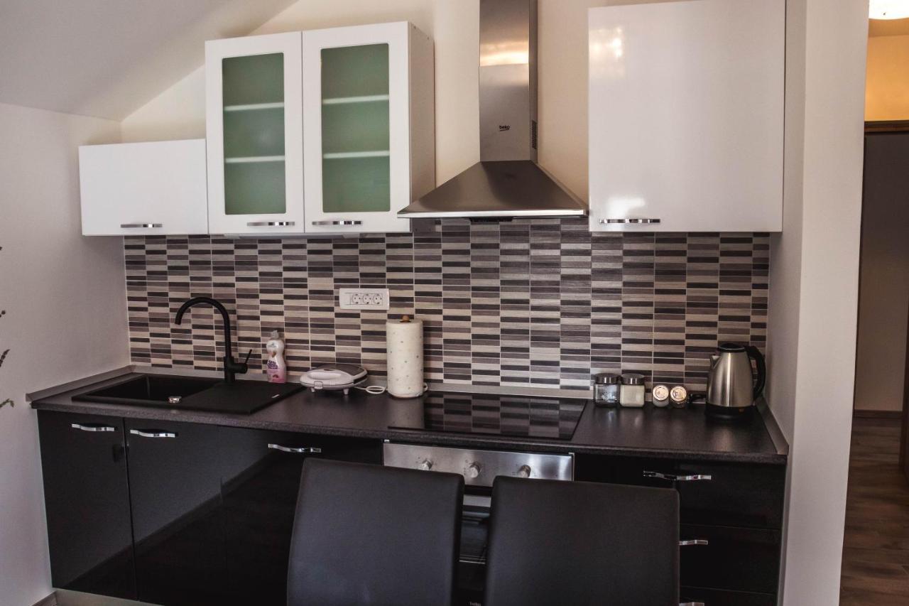 Apartmani Vuckovic Vodice Exterior foto